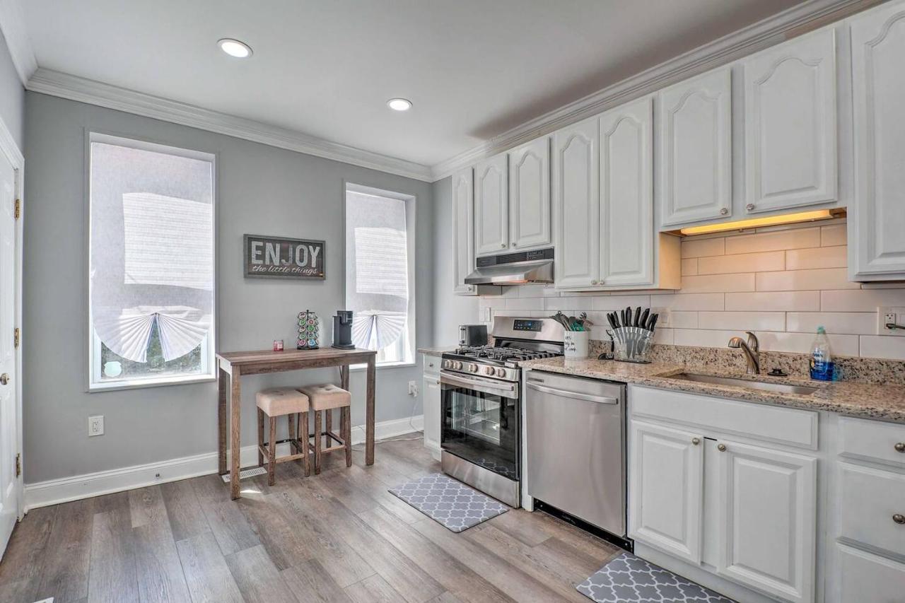 Baltimore Abode, Walk To Cross Street Market! Екстериор снимка